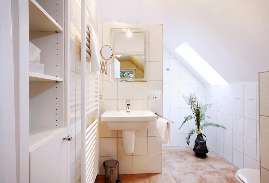 Gaestehaus Drostenhof Rees Room photo